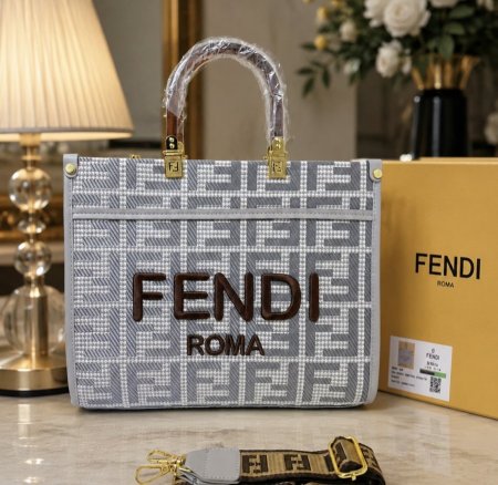 حقيبة Fendi Sunshine Tote ماستر سامل العلبة