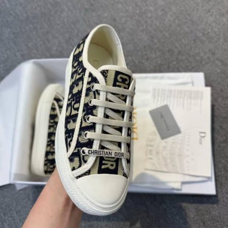 حذاء Dior ماستر