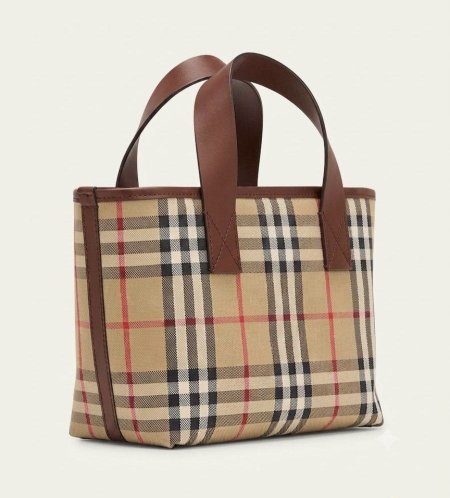حقيبة - Burberry ماستر / شامل علبة الشركة