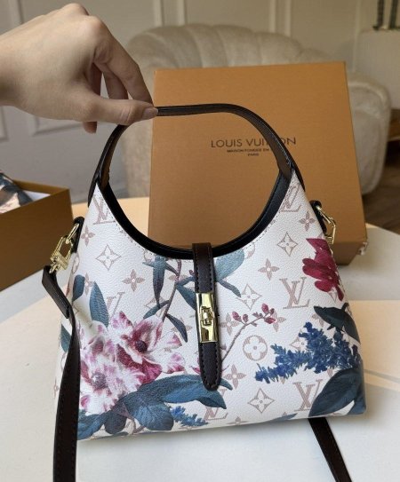 حقيبة Louis Vuitton / شامل علبة الشركة 3965