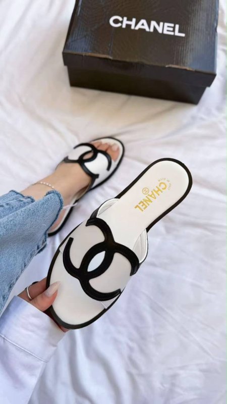 سليبر CHANEL