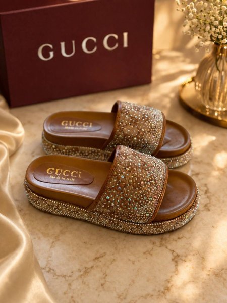 سليبر Gucci