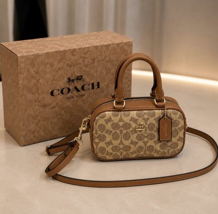 حقيبة Coach Rowan Satchel